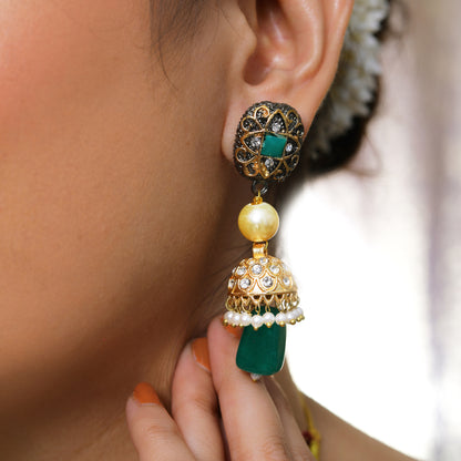 Grand Emerald Pearl Jadau Set