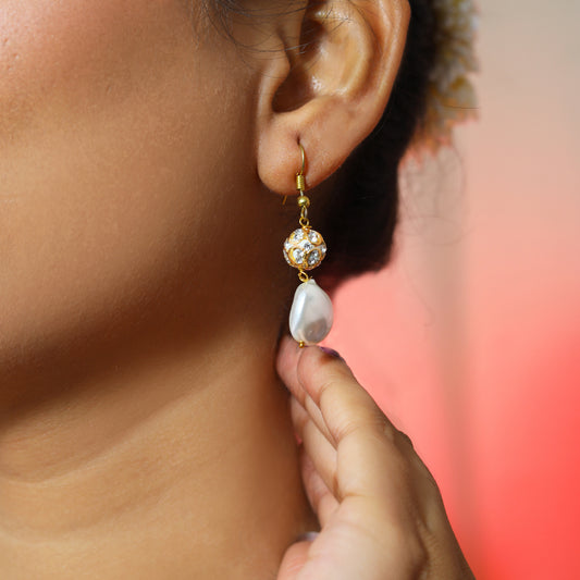 Luxurious Handcrafted Multi-Layer Gemstone and Pearl Long Necklace Set with Earrings