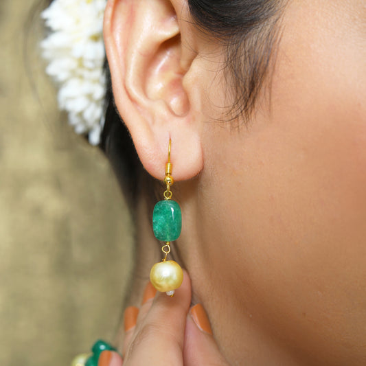 Green Bead & Pearl Choker Necklace Set with Earrings